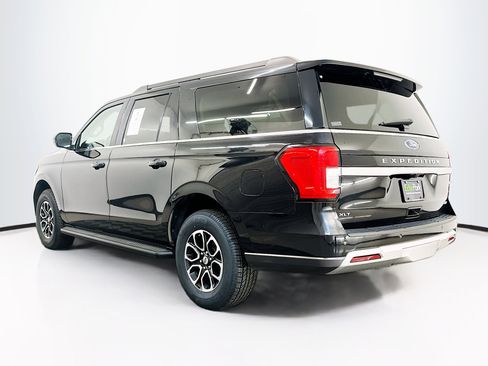 Used 2024 Ford Expedition Max XLT image 5