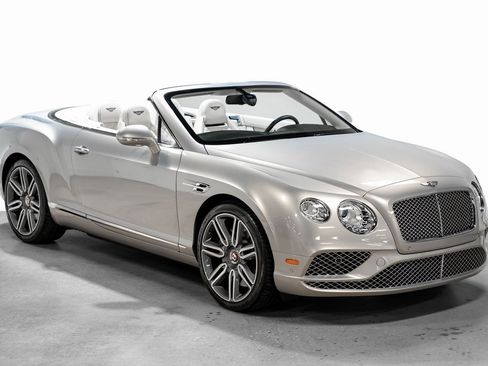 Used 2017 Bentley Continental GT image 5
