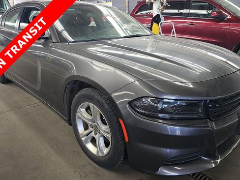 Used 2022 Dodge Charger SXT RWD image 5