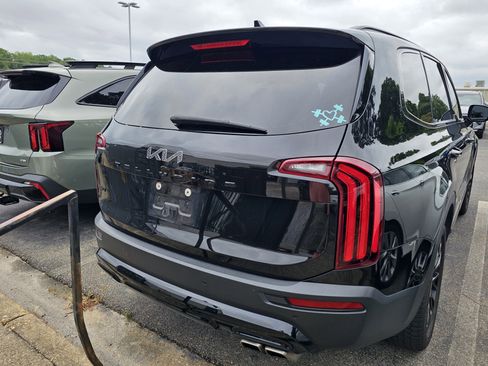Used 2022 Kia Telluride SX w/ Nightfall Edition Package AWD/4WD image 8