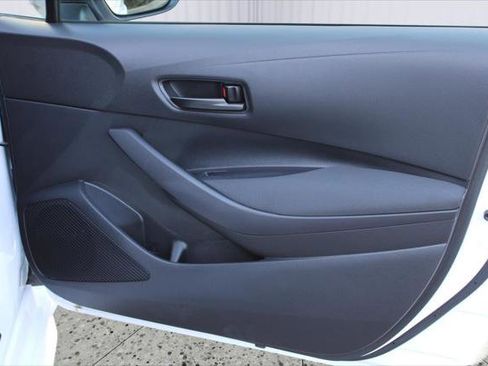 Certified 2023 Toyota Corolla LE image 33