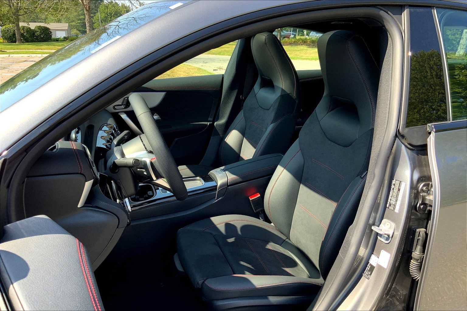 Certified 2026 Mercedes-Benz CLA 250 4MATIC image 12