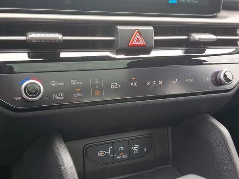 Certified 2026 Kia Sportage X-Line w/ X-Line Premium Package AWD/4WD image 17