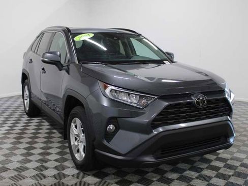 Certified 2021 Toyota RAV4 XLE w/ Convenience Package AWD/4WD image 8