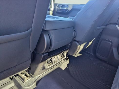 Used 2021 Chevrolet Silverado 1500 RST image 15