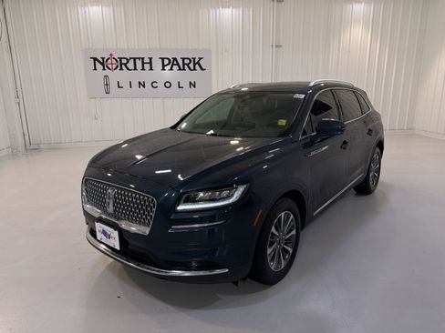 Used 2023 Lincoln Nautilus AWD w/ Premium Package image 1