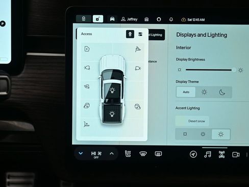 Used 2023 Rivian R1T Adventure image 41