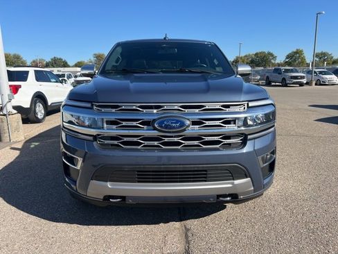 Certified 2022 Ford Expedition Platinum image 2