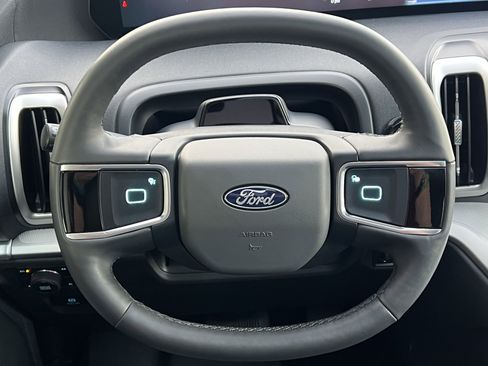 Used 2025 Ford Expedition Max Active image 38