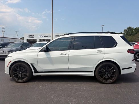 Used 2024 BMW X7 M60i AWD/4WD image 4
