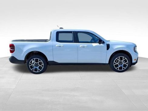 New 2025 Ford Maverick Lariat w/ 4K Tow Package image 11