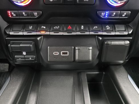 Used 2021 GMC Sierra 2500 Denali w/ Denali Ultimate Package image 56