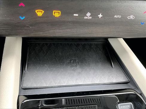 Certified 2025 Nissan Murano SV image 25