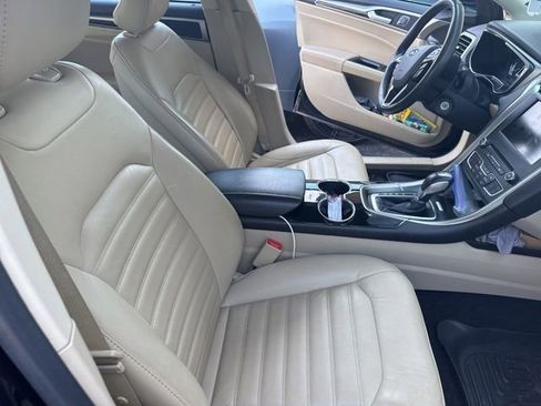 Used 2016 Ford Fusion SE w/ Equipment Group 202A FWD image 31