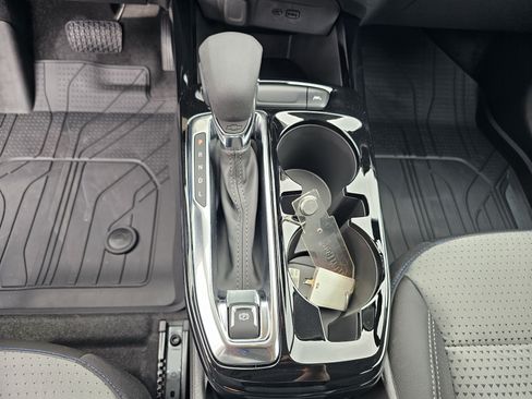 New 2026 Chevrolet Trax LT w/ Driver Confidence Package FWD image 28
