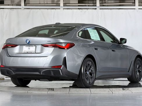 Used 2023 BMW i4 eDrive35 RWD image 8