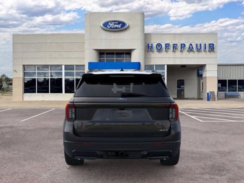 New 2026 Ford Explorer ST-Line w/ ST-Line Street Pack AWD/4WD image 28