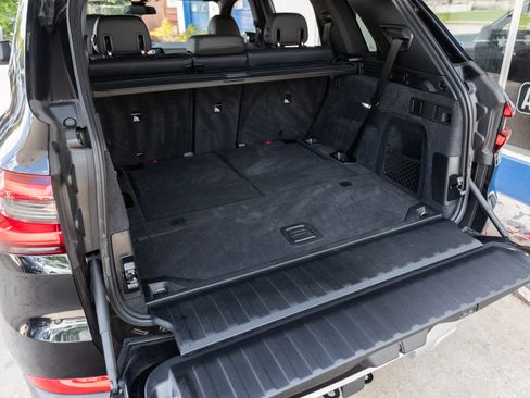 Used 2021 BMW X5 sDrive40i w/ Premium Package image 39