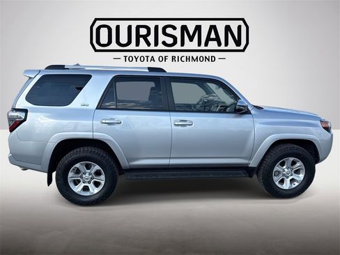 Certified 2022 Toyota 4Runner SR5 Premium image 8