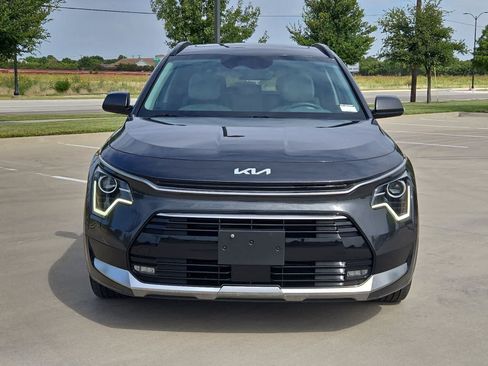 Certified 2024 Kia Niro EX Touring FWD image 9