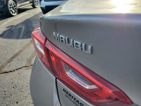 Used 2025 Chevrolet Malibu LT image 27