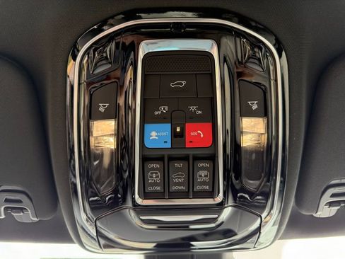 New 2026 Jeep Grand Wagoneer L Summit image 26