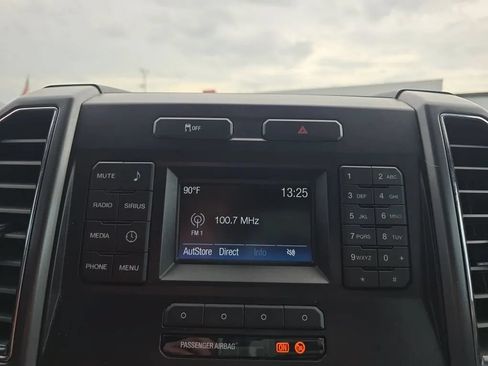 Used 2019 Ford F250 XLT AWD/4WD image 25