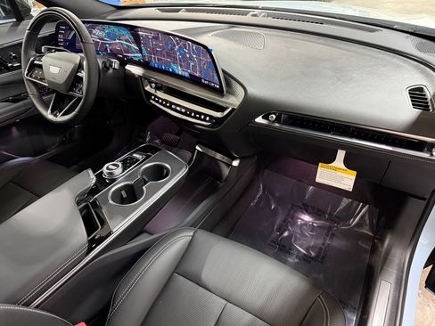 New 2026 Cadillac Lyriq Sport image 47