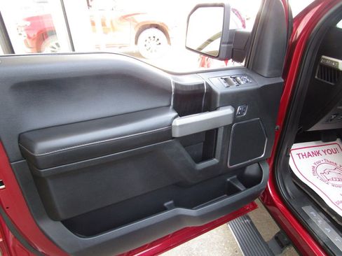 Used 2018 Ford F150 Platinum image 29