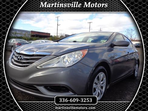 Used 2011 Hyundai Sonata GLS image 1