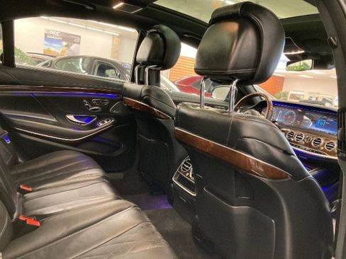 Used 2018 Mercedes-Benz S 560 4MATIC Sedan image 15