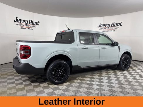 Used 2023 Ford Maverick Lariat w/ Lariat Luxury Package image 5