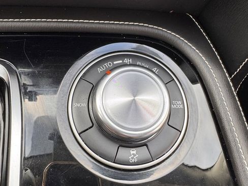 Used 2023 INFINITI QX80 Premium Select w/ Cargo Package image 25