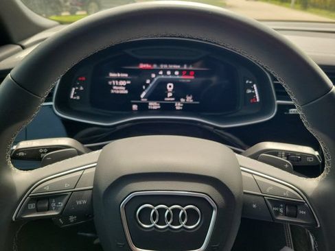 Certified 2025 Audi Q8 Premium Plus w/ Premium Plus Package AWD/4WD image 21