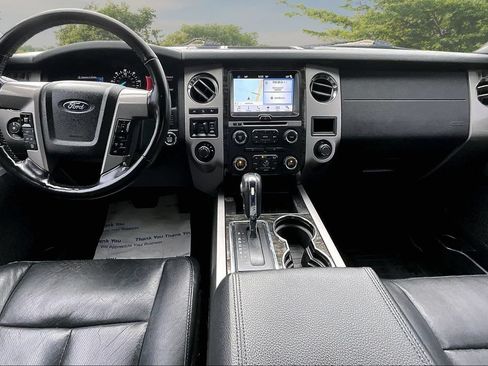 Used 2016 Ford Expedition Limited w/ Equipment Group 301A AWD/4WD image 15