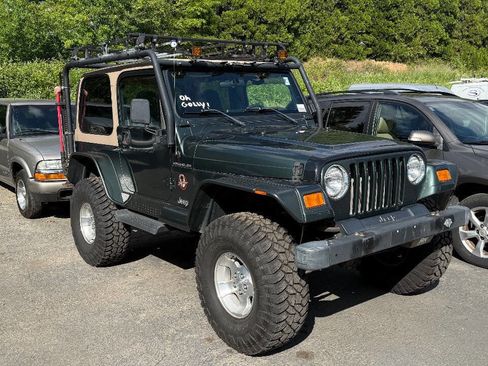 Used 2002 Jeep Wrangler Sahara AWD/4WD image 1