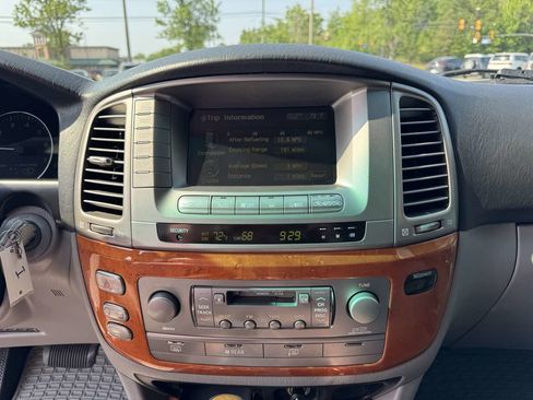 Used 2007 Lexus LX 470 4WD image 22