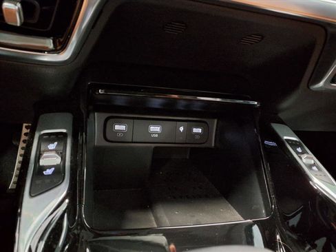 Used 2023 Kia Sorento SX Prestige image 27