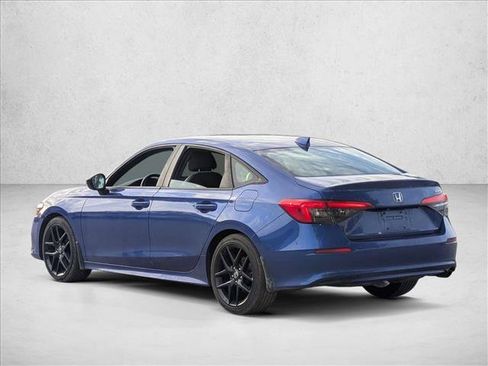 Used 2023 Honda Civic Sport image 6