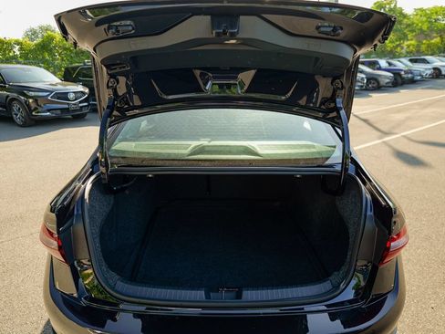 Used 2025 Volkswagen Jetta SE w/ Sunroof Package FWD image 54