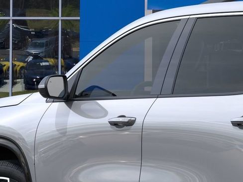 New 2026 Chevrolet Traverse High Country FWD image 12