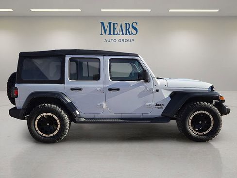 Used 2021 Jeep Wrangler Unlimited Sport image 6