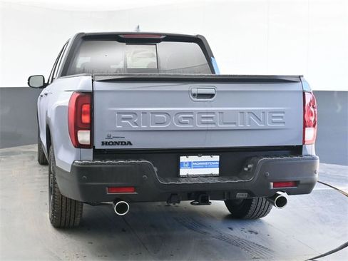 New 2026 Honda Ridgeline Black Edition image 9