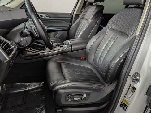 Used 2023 BMW X7 xDrive40i image 17