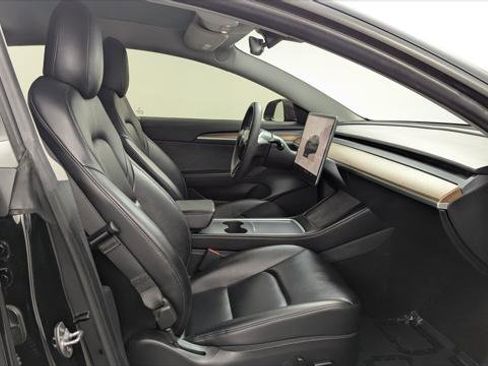 Used 2022 Tesla Model 3 Performance image 21