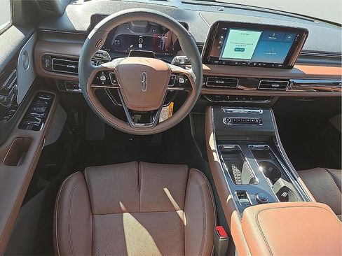 New 2025 Lincoln Aviator Reserve w/ Equipment Group 201A image 12