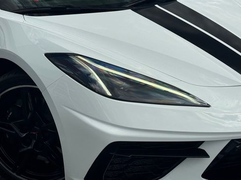 Used 2023 Chevrolet Corvette Stingray Premium Conv w/ Z51 Performance Package image 27