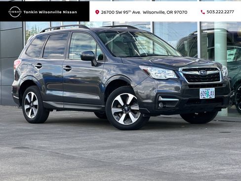 Used 2018 Subaru Forester 2.5i Premium AWD/4WD image 1