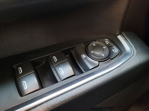 Used 2024 Chevrolet Silverado 2500 LT image 17