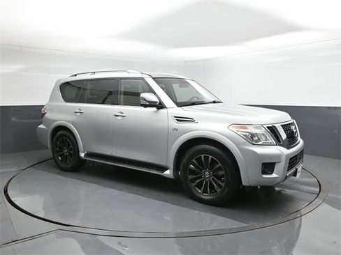 Used 2019 Nissan Armada Platinum w/ Captain's Chairs Package image 17